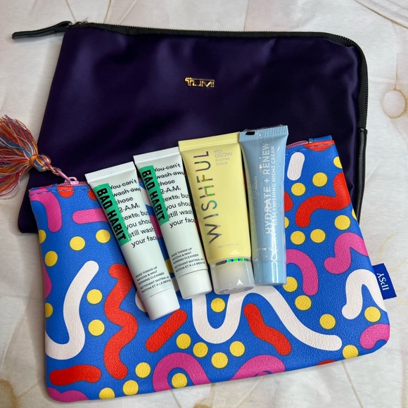 Tumi 8pc Bundle - Picture 2 of 10